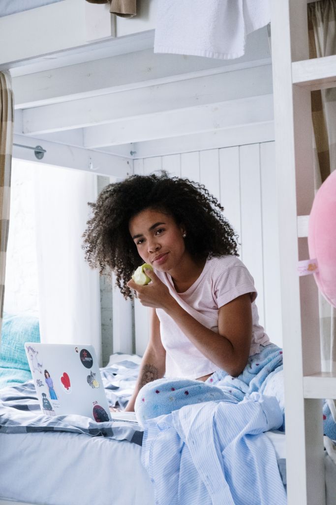Dietician's Back-to-College Nutrition Tips for Dorm Life